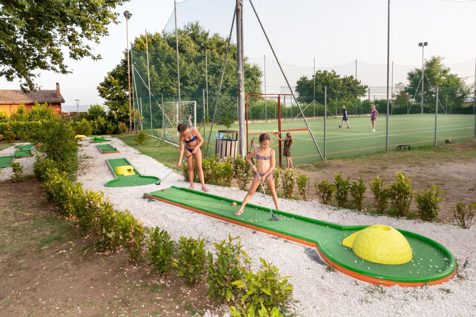 Hu I Pini Village Фиано Романо Екстериор снимка