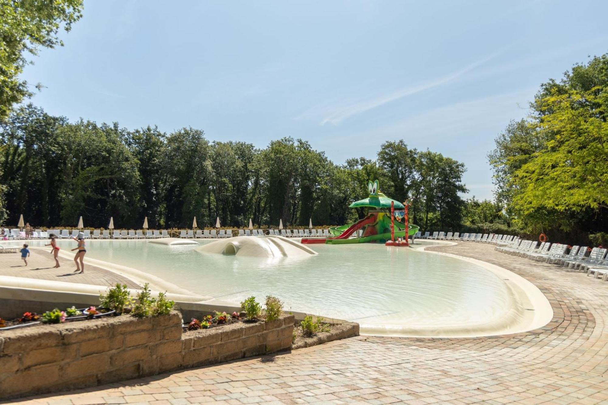 Hu I Pini Village Фиано Романо Екстериор снимка